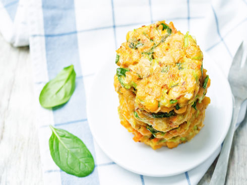 Autosvezzamento Ricette: Hamburger di ceci, spinaci e zucchine